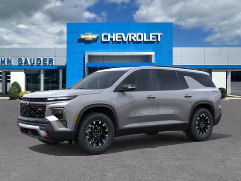 New 2026 Chevrolet Traverse Z71 w/ Enhanced Driving Package AWD/4WD image 2