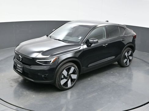 Used 2023 Volvo C40 P8 Recharge Ultimate image 33