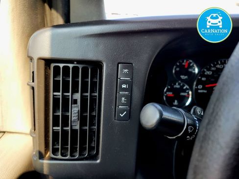 Used 2014 GMC Savana 1500 RWD image 19