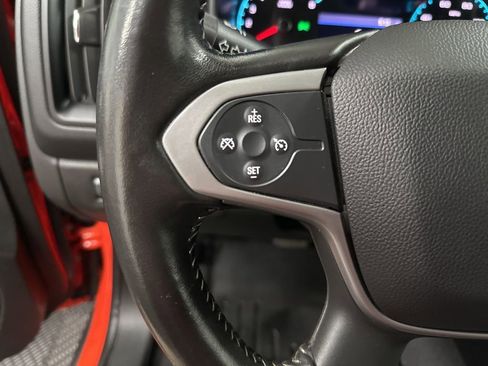 Used 2019 Chevrolet Colorado LT image 16