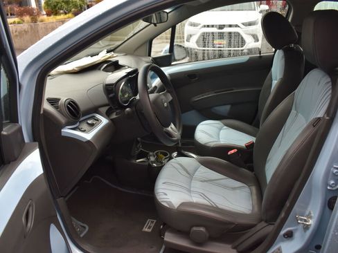 Used 2016 Chevrolet Spark LT image 18