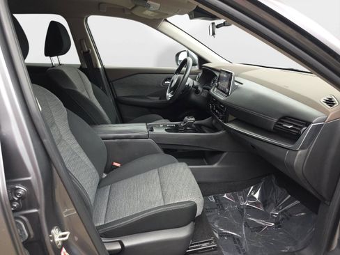 Used 2021 Nissan Rogue SV FWD image 34