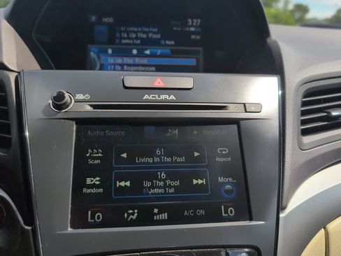 Used 2018 Acura ILX FWD image 21