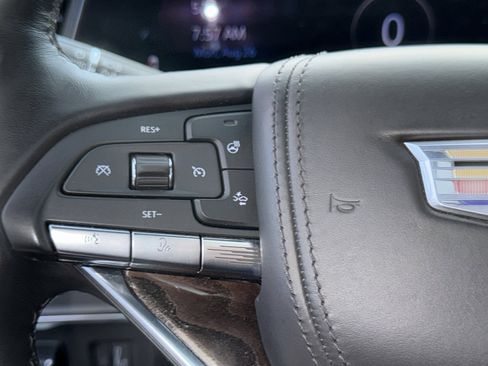 Used 2022 Cadillac Escalade ESV Premium Luxury Platinum w/ Heavy-Duty Trailer Package image 57