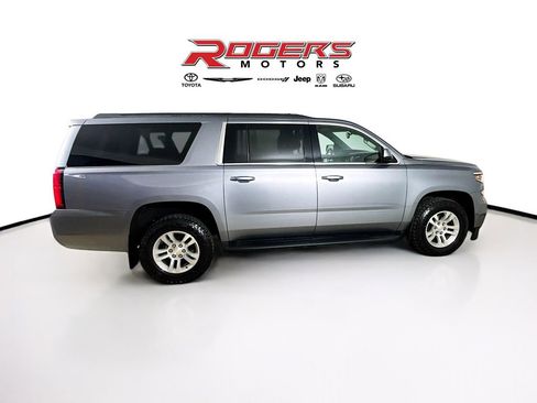 Used 2018 Chevrolet Suburban LT AWD/4WD image 9