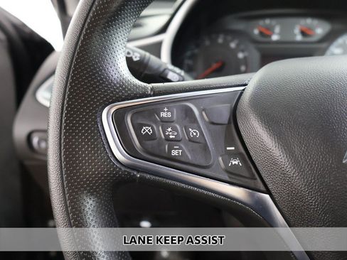 Used 2025 Chevrolet Malibu LS image 3