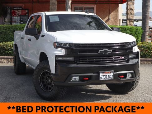 Used 2022 Chevrolet Silverado 1500 LT Trail Boss w/ Bed Protection Package AWD/4WD image 2