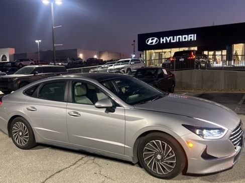 Certified 2023 Hyundai Sonata Limited image 5