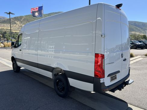 New 2026 Mercedes-Benz Sprinter 2500 image 10