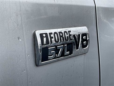 Used 2016 Toyota Tundra SR5 image 11