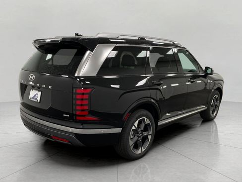 New 2026 Hyundai Palisade Limited AWD/4WD image 3