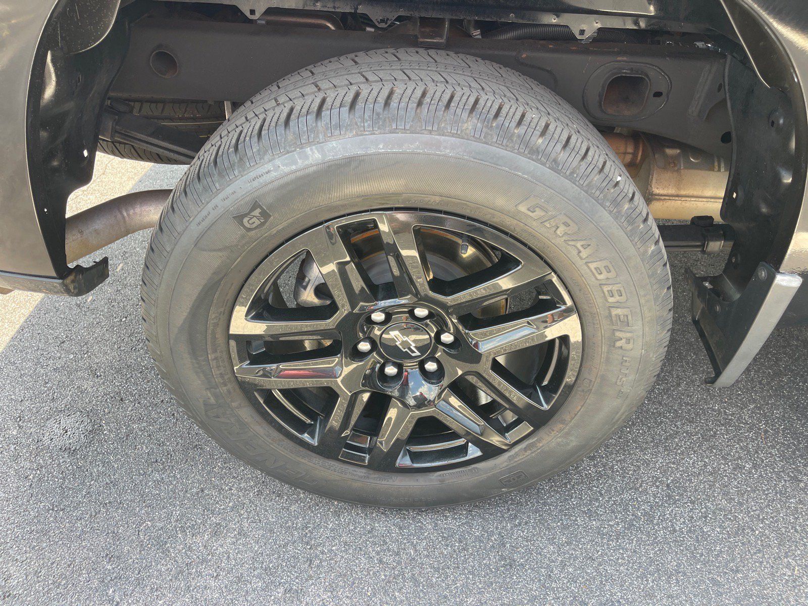 Used 2023 Chevrolet Silverado 1500 Custom w/ LPO, Dark Essentials Package AWD/4WD image 20
