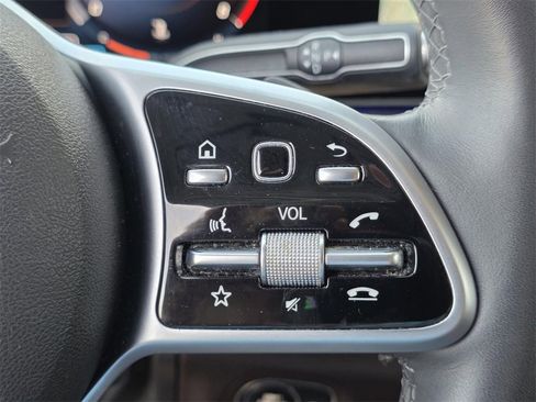 Used 2020 Mercedes-Benz GLE 350 4MATIC image 36