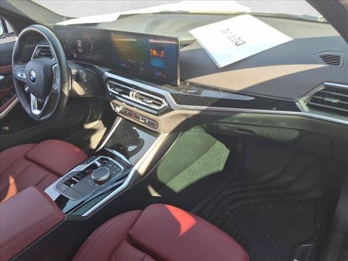 Used 2024 BMW 330i Sedan w/ Premium Package RWD image 20
