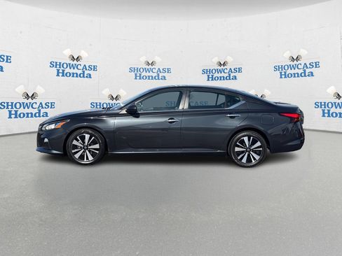 Used 2022 Nissan Altima 2.5 SV image 4