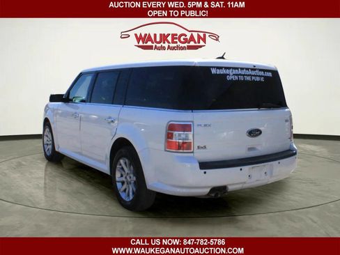 Used 2010 Ford Flex SEL image 3