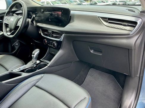 Used 2025 Buick Encore GX Sport Touring w/ Advanced Technology Package FWD image 25