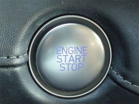 Used 2023 Hyundai Santa Fe SEL w/ Premium Package image 29