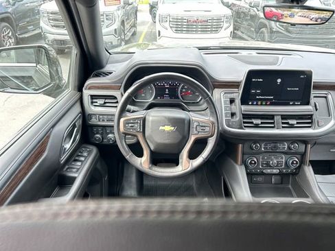 Used 2021 Chevrolet Suburban High Country AWD/4WD image 34