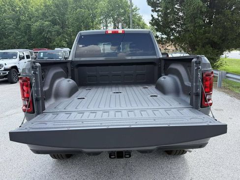 New 2026 RAM 2500 Big Horn AWD/4WD image 24