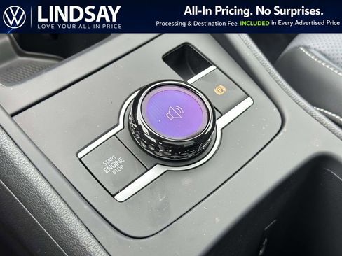 New 2026 Volkswagen Tiguan SE AWD/4WD image 15