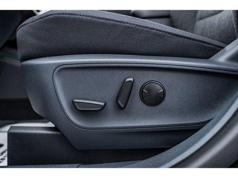 New 2026 Ford Maverick XLT w/ XLT Luxury Package image 9