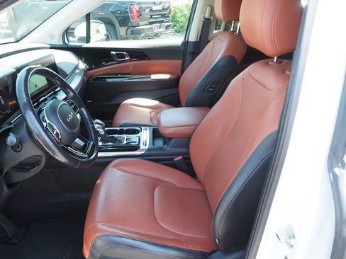 Used 2024 Kia Carnival SX Prestige FWD image 13