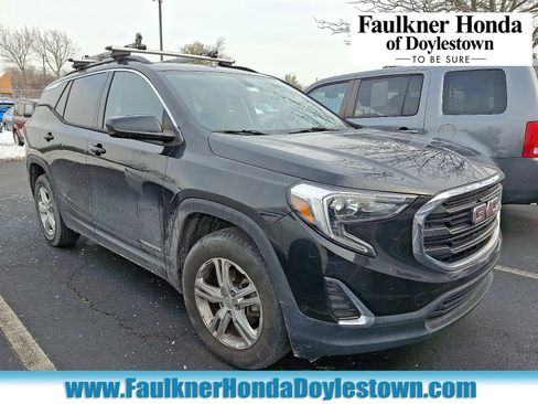 Used 2019 GMC Terrain SLE w/ Driver Convenience Package image 1