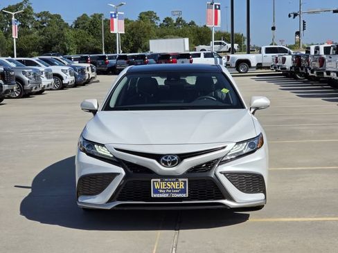 Used 2021 Toyota Camry XSE FWD image 2