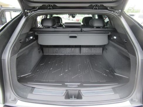 New 2026 Cadillac Lyriq V image 34