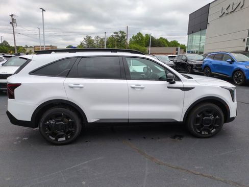 New 2026 Kia Sorento SX Prestige w/ Olive Brown Leather Package AWD/4WD image 8
