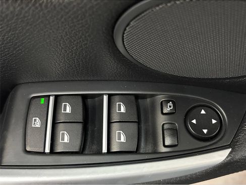 Used 2017 BMW 550i Gran Turismo xDrive AWD/4WD image 41