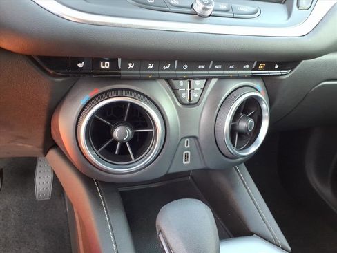 Used 2024 Chevrolet Blazer LT image 19