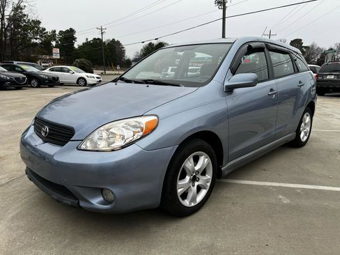 Used 2007 Toyota Matrix image 2
