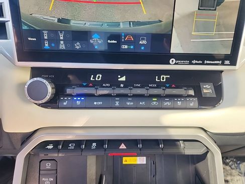 Used 2022 Toyota Tundra Capstone AWD/4WD image 23