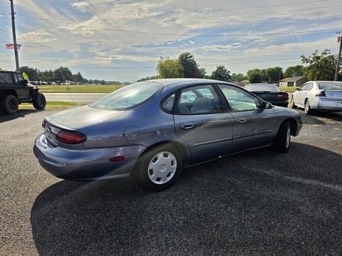 Used 1999 Ford Taurus LX FWD image 5