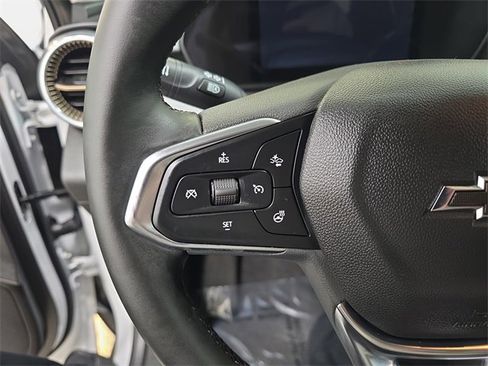 Used 2025 Chevrolet Trax ACTIV w/ Driver Confidence Package image 17