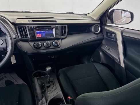 Used 2016 Toyota RAV4 LE image 21