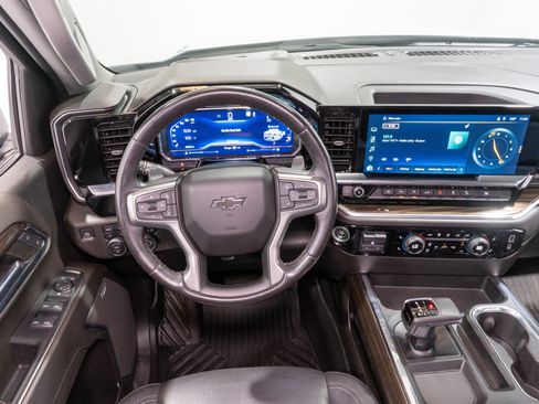 Used 2022 Chevrolet Silverado 1500 RST w/ RST All Star Premium Package AWD/4WD image 13