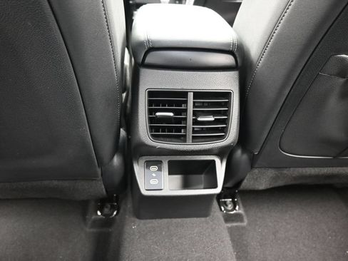 Used 2024 Kia Seltos EX FWD image 38