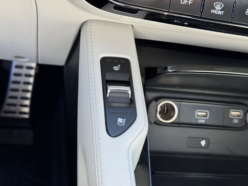 Certified 2022 Kia Telluride SX w/ SX Prestige Package image 34