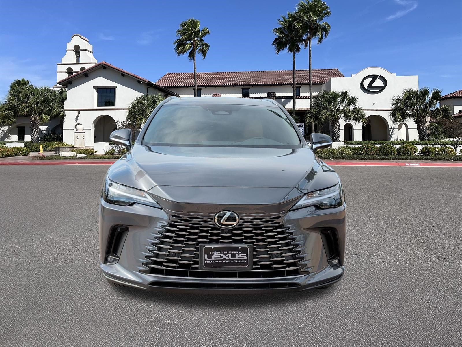 Used 2025 Lexus RX 350 Premium w/ Accessory Package (Z1) FWD image 6