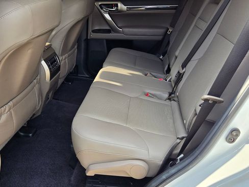 Used 2021 Lexus GX 460 Premium w/ Premium Package AWD/4WD image 13