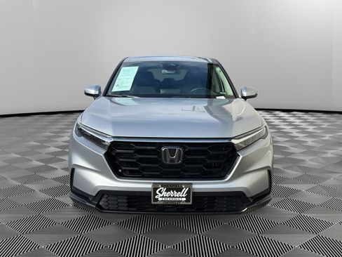 Used 2025 Honda CR-V EX image 2