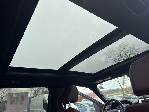 Used 2023 Ford Expedition Limited image 40