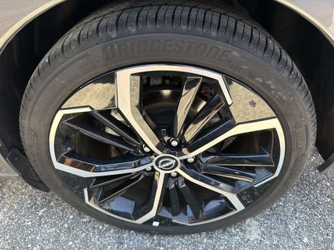 Used 2025 Nissan Altima 2.5 SR FWD image 28