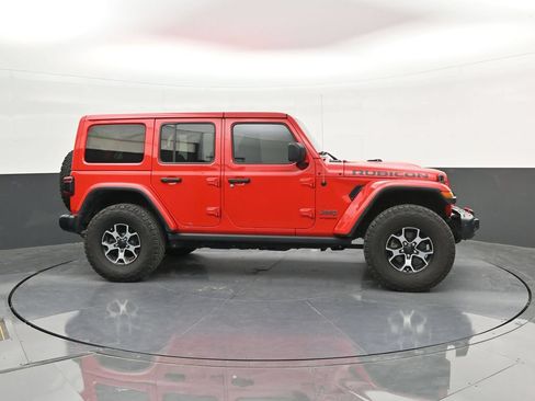 Used 2021 Jeep Wrangler Unlimited Rubicon AWD/4WD image 9