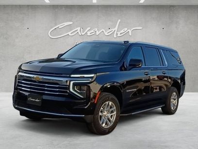Used 2025 Chevrolet Suburban LT