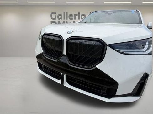 Certified 2026 BMW X3 xDrive30i w/ M Sport Package AWD/4WD image 2