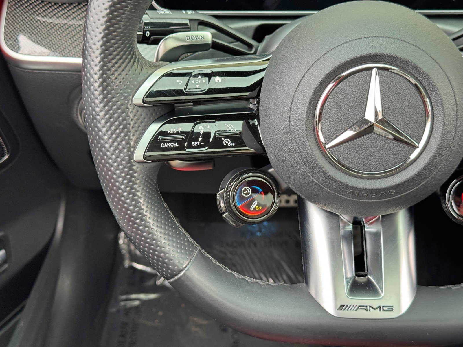 Used 2025 Mercedes-Benz C 43 AMG 4MATIC Sedan image 25